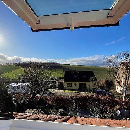 Ferienwohnung An Der Romantischen Strasse Direkt A3 Und A81 Eisingen  ภายนอก รูปภาพ