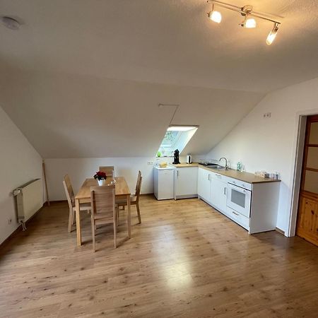 Ferienwohnung An Der Romantischen Strasse Direkt A3 Und A81 Eisingen  ภายนอก รูปภาพ