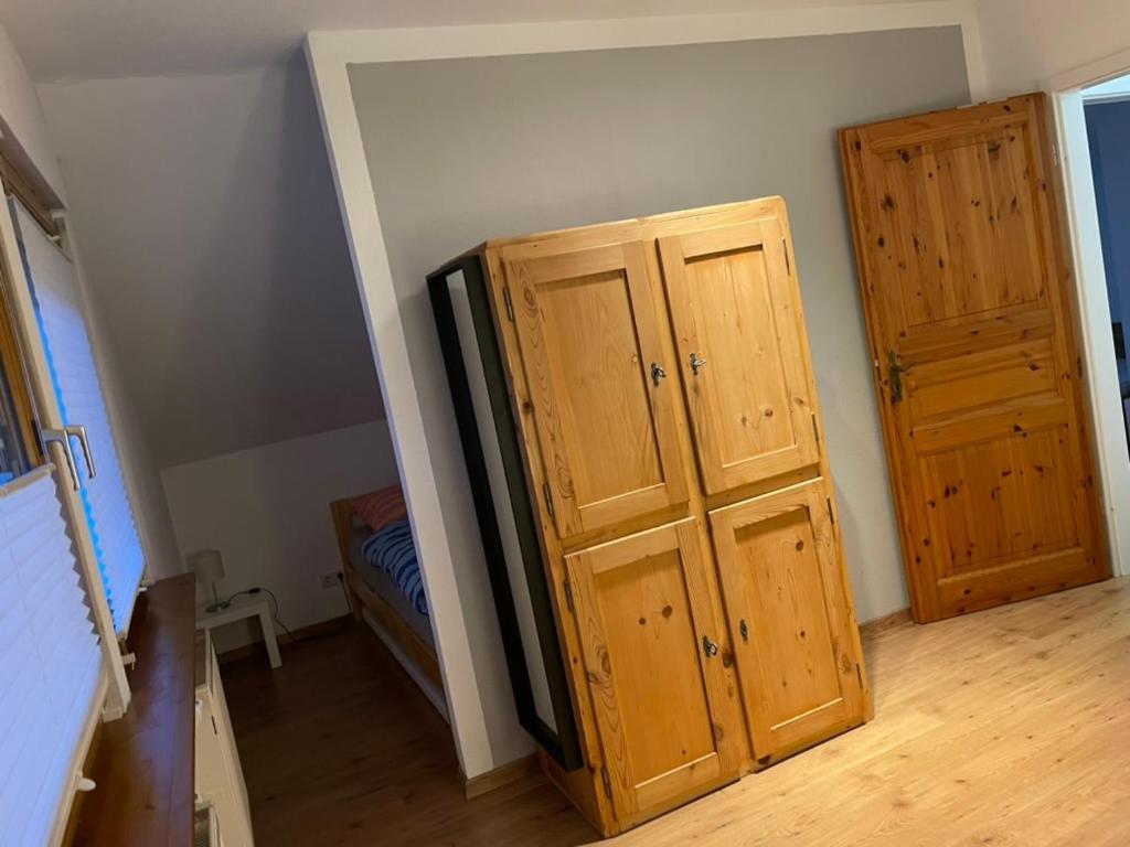 Ferienwohnung An Der Romantischen Strasse Direkt A3 Und A81 Eisingen  ภายนอก รูปภาพ